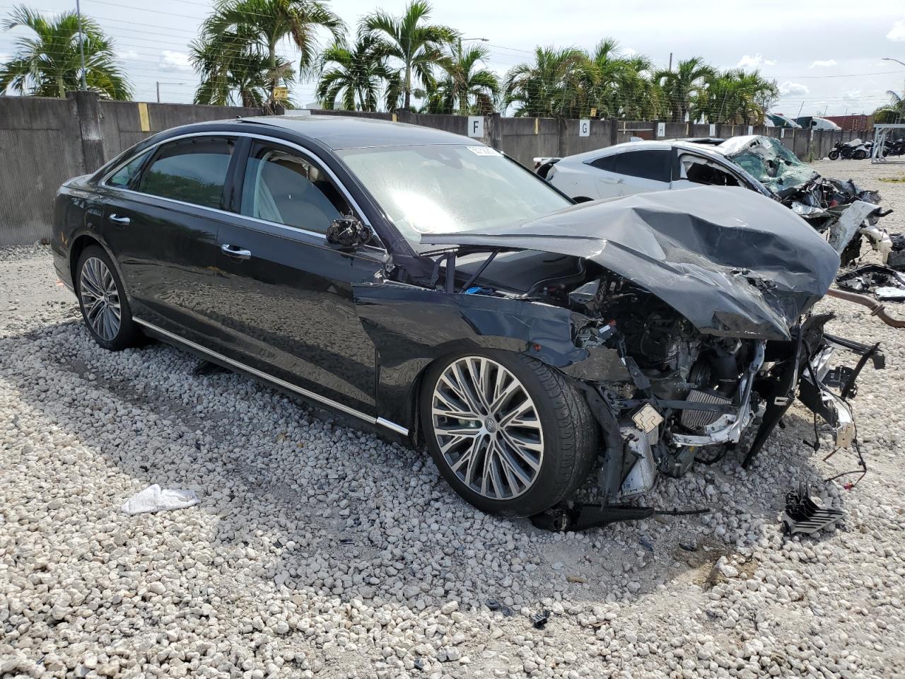 WAU8DAF81KN010937 AUDI A8 L 2019
