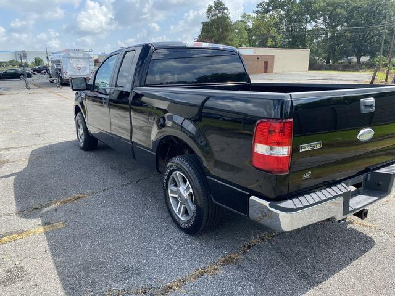 2007 Ford F150 VIN: 1FTPX12V77NA64204 Lot: 55948912
