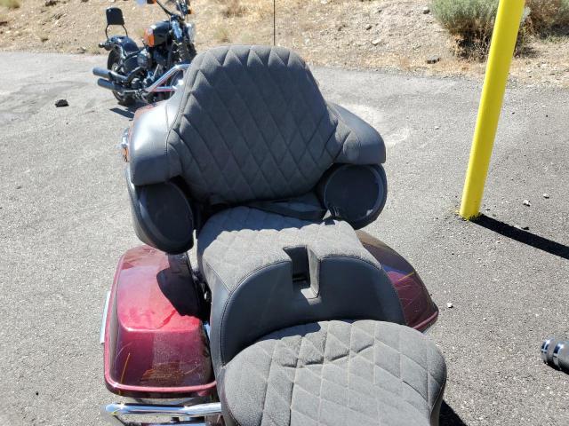 2016 HARLEY-DAVIDSON FLTRU 1HD1KGL1XGB624381