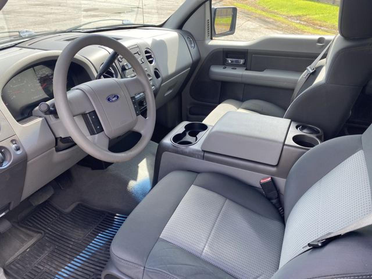 2007 Ford F150 VIN: 1FTPX12V77NA64204 Lot: 55948912