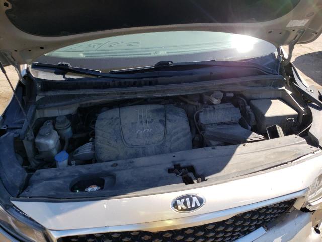 KNDMB5C13H6228418 KIA SEDONA LX