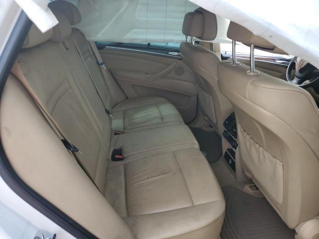 VIN: 5UXFE4C55AL276330 Auction: COPART Lot: 56496552 Location: FL - TAMPA SOUTH 5UXFE4C55AL276330 BMW X5 2010 WHITE Photo 6