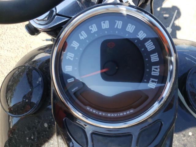2019 HARLEY-DAVIDSON FLHC 1HD1YAJ61KB057920