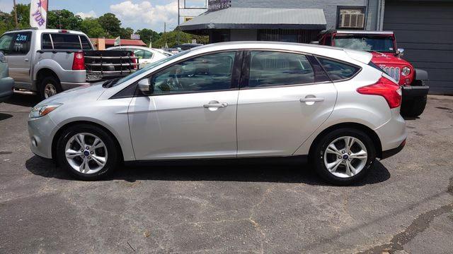Хэтчбеки FORD FOCUS 2014 silve