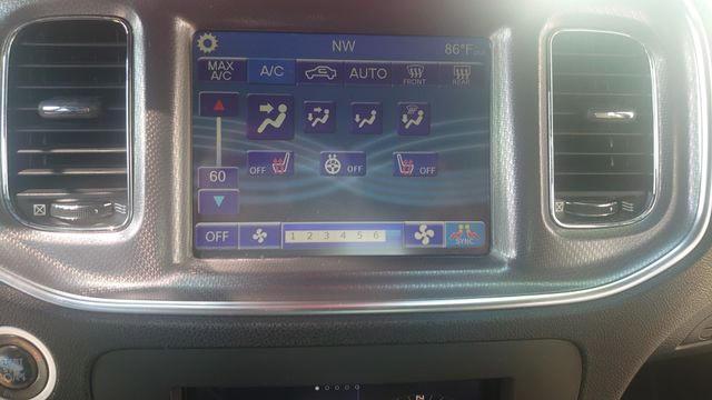 Седаны DODGE CHARGER 2012 Белый