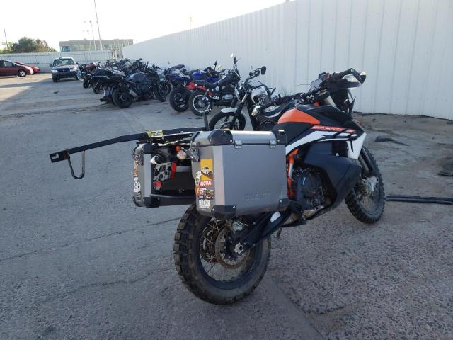 2021 KTM 890 ADVENT VBKTR6409MM806917