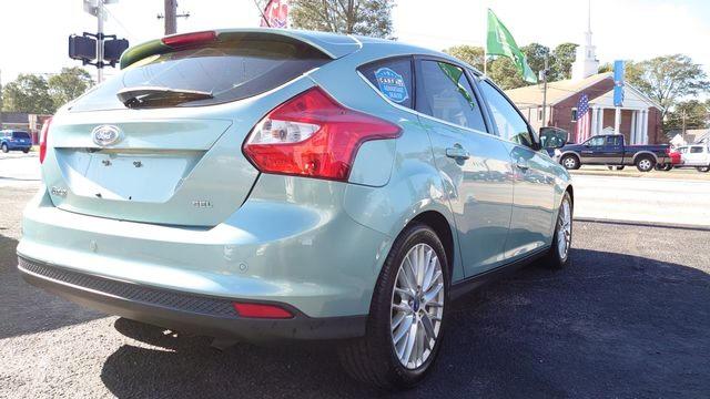 Хэтчбеки FORD FOCUS 2012 Синий