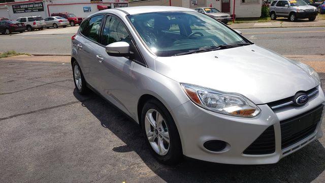 Хэтчбеки FORD FOCUS 2014 silve
