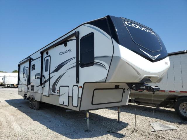 Salvage cars for sale from Copart Wichita, KS: 2020 Keystone Travel Trailer
