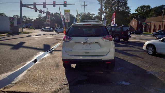 Паркетники NISSAN ROGUE 2015 Белый