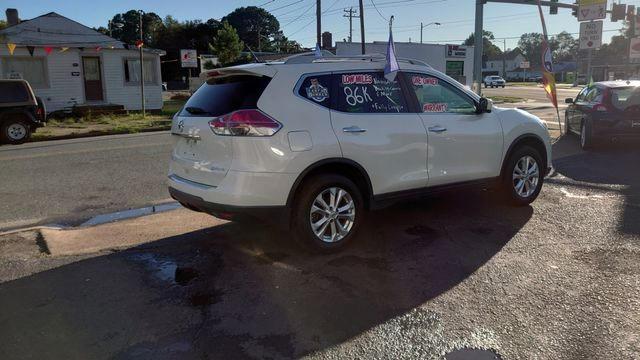 Паркетники NISSAN ROGUE 2015 Белый