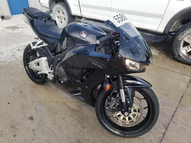 Salvage motorcycles for sale at Cahokia Heights, IL auction: 2015 Honda CBR600 RR