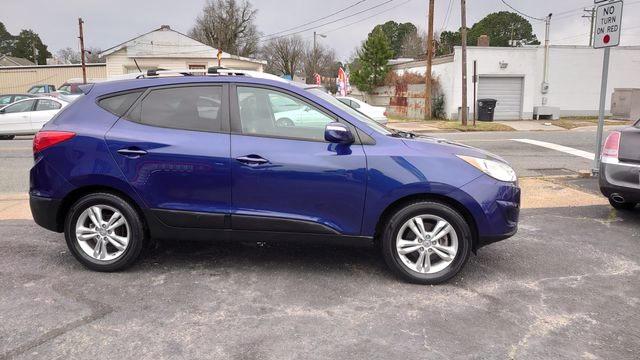 Паркетники HYUNDAI TUCSON 2012 Синій