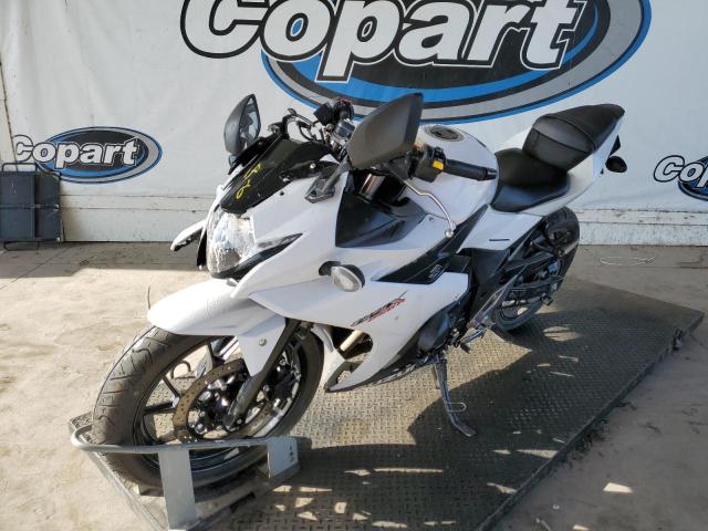 2018 SUZUKI GSX250R LC6DN11AXJ1102025