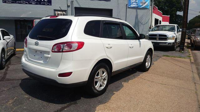 Паркетники HYUNDAI SANTA FE 2012 Белый