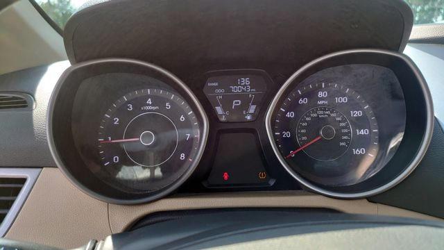 Седаны HYUNDAI ELANTRA 2013 Белый