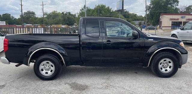 Пикапы NISSAN FRONTIER 2014 Черный