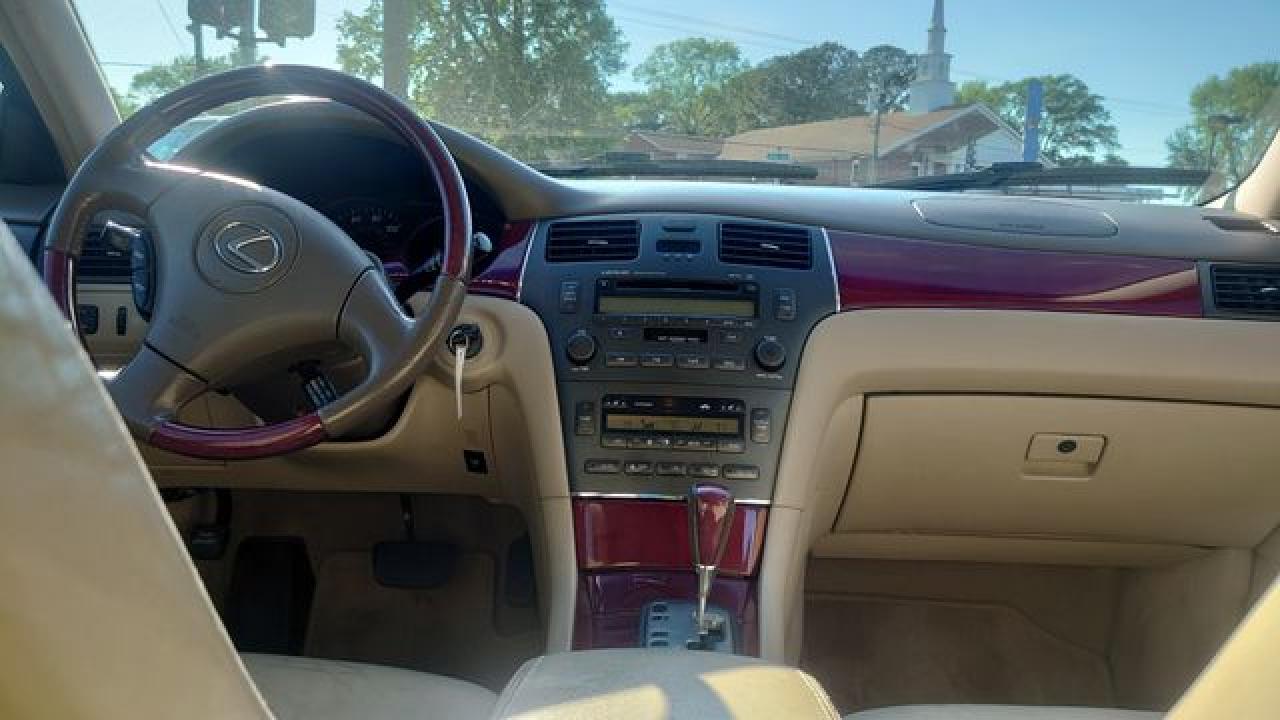 2002 Lexus Es 300 VIN: JTHBF30G720043323 Lot: 56058332