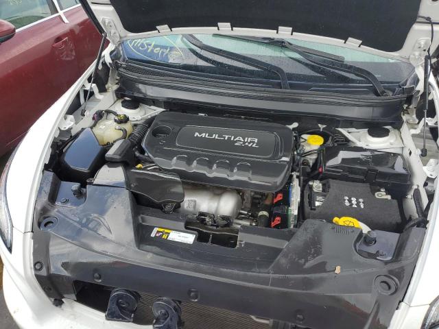 1C4PJLCB3HD232283 Jeep Cherokee Latitude