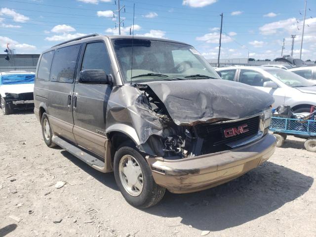 Salvage cars for sale from Copart Columbus, OH: 2000 GMC Safari XT