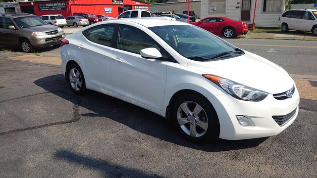 2013 Hyundai Elantra Gls VIN: 5NPDH4AE2DH268200 Lot: 56058802