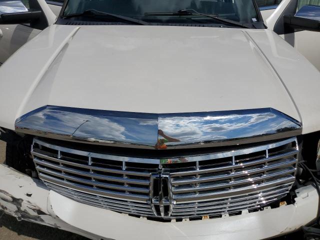 5LMJJ2J54BEJ02648 Lincoln Navigator