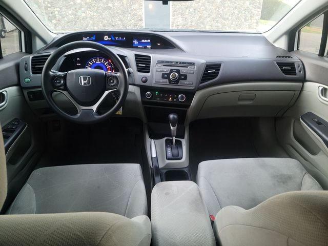 Седаны HONDA CIVIC 2012 premi