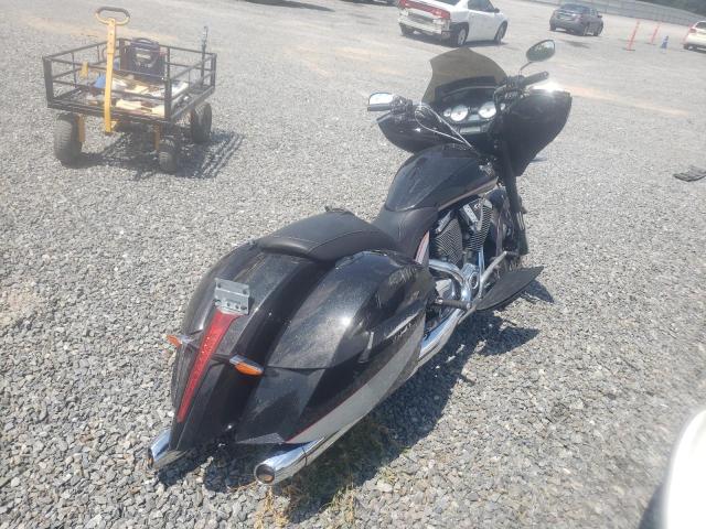 2015 VICTORY MOTORCYCLES MAGNUM 5VPYW36N4F3039947