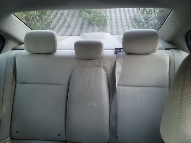 Седаны HONDA CIVIC 2012 premi