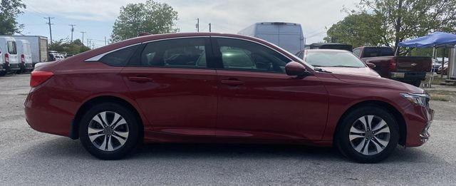  HONDA ACCORD 2019 Червоний