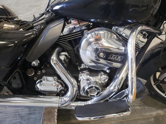2015 HARLEY-DAVIDSON FLH 1HD1FHM18FB611829
