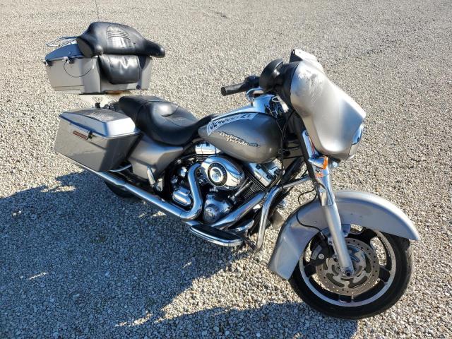 2009 HARLEY-DAVIDSON FLHX - 1HD1KB4149Y631117