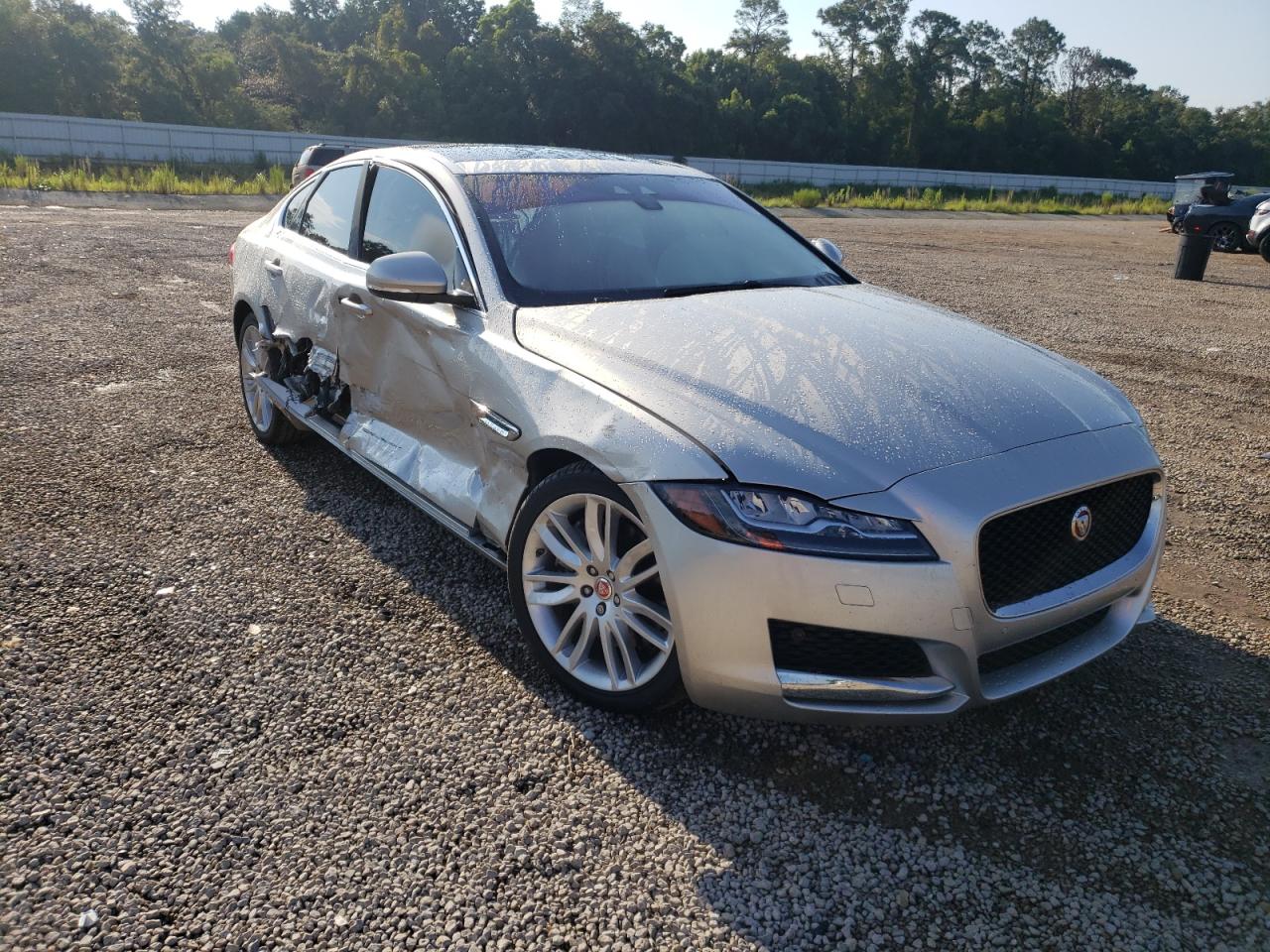 SAJBE4BV5HCY33878 JAGUAR XF PRESTIG 2017