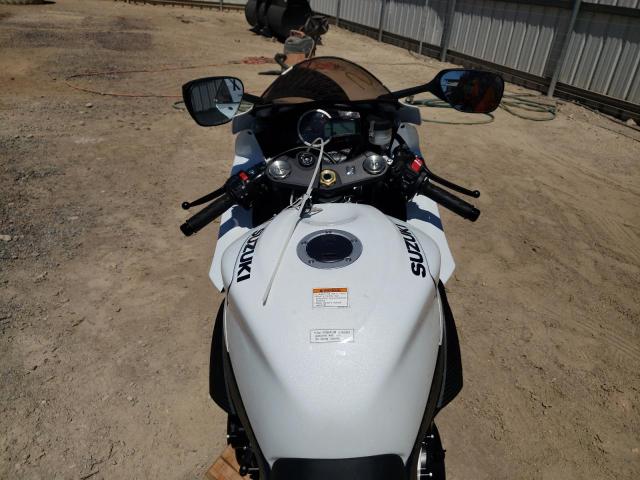 2021 SUZUKI GSX-R600 - JS1GN7FA5M7100319
