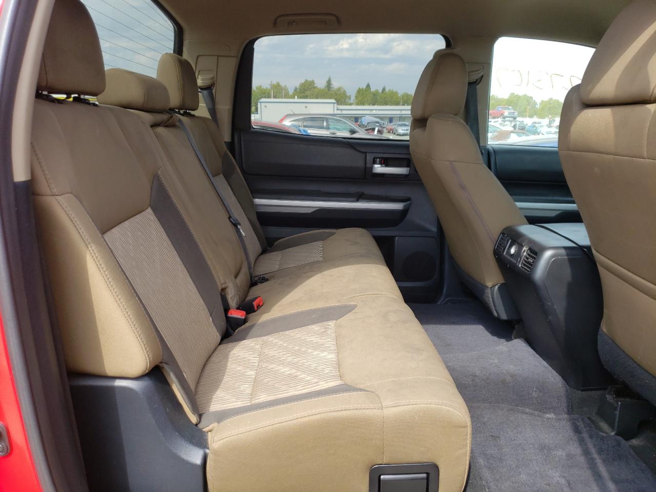 2014 Toyota Tundra - Image 6