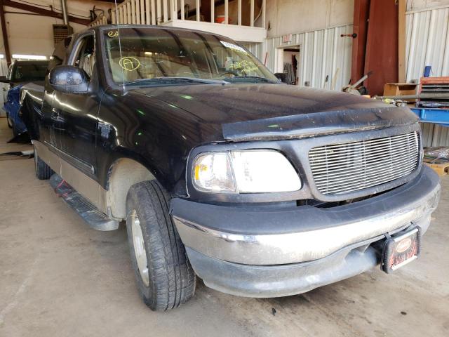 Salvage cars for sale from Copart Longview, TX: 1999 Ford F150