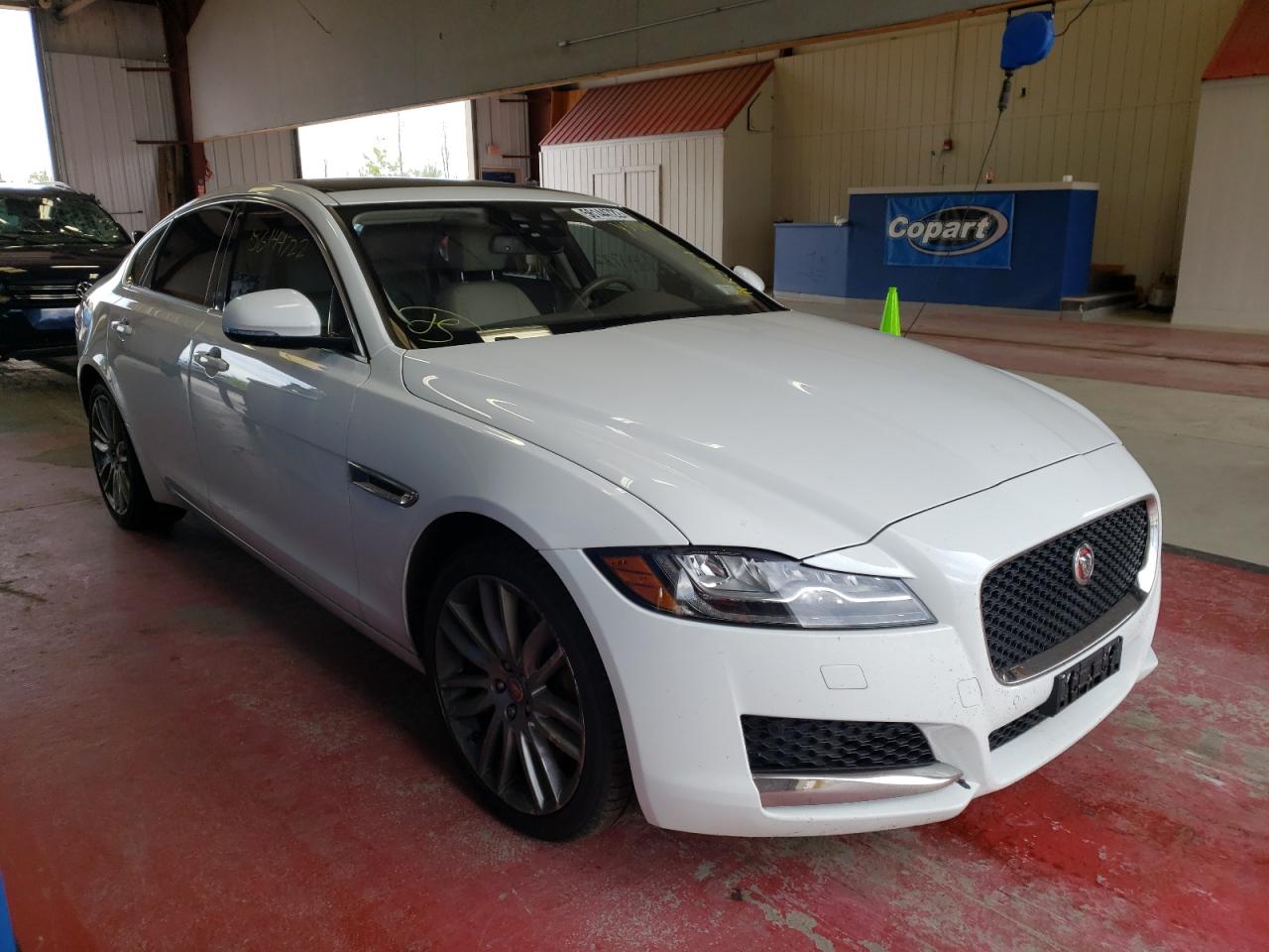 SAJBK4EV2JCY57064 JAGUAR XF PRESTIG 2018