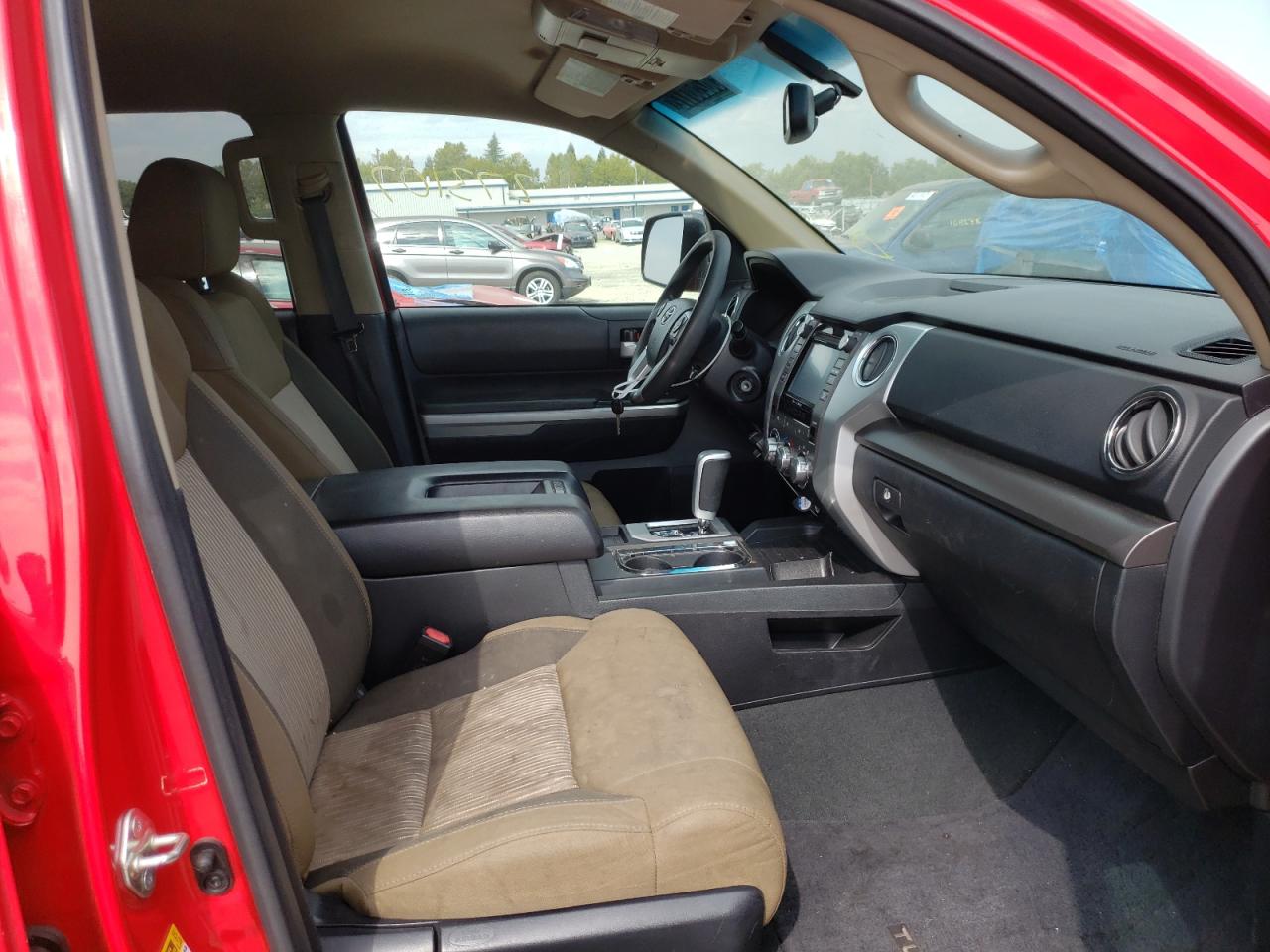 2014 Toyota Tundra - Image 5