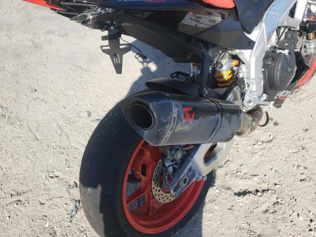 2022 APRILIA TUONO V4 F ZD4KZUB0XNS000283