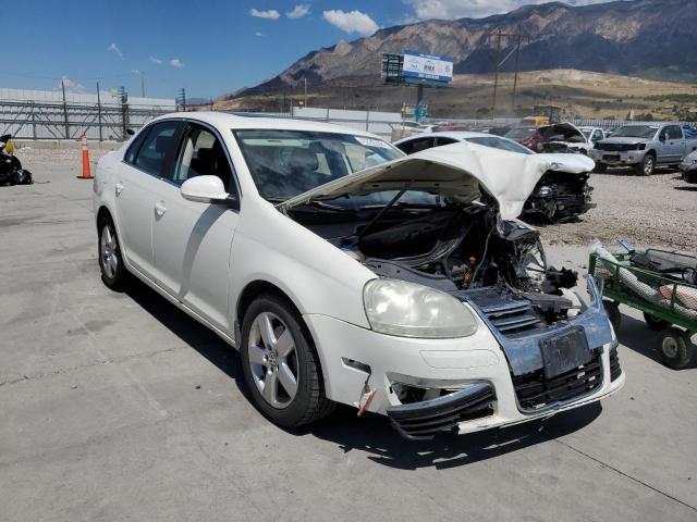 Salvage cars for sale from Copart Farr West, UT: 2008 Volkswagen Jetta SE