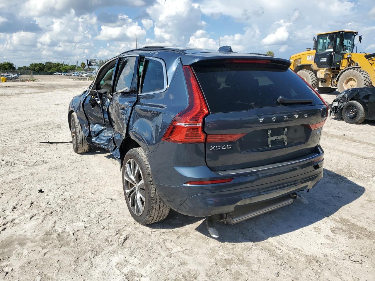 YV4L12DK2N1921068 2022 Volvo Xc60 B5 Momentum