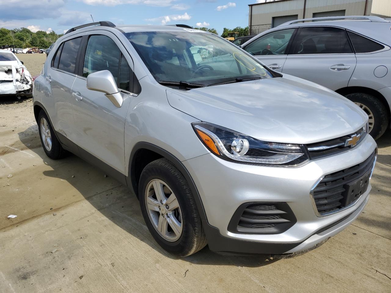 3GNCJLSB2LL326682 Chevrolet Trax 1LT