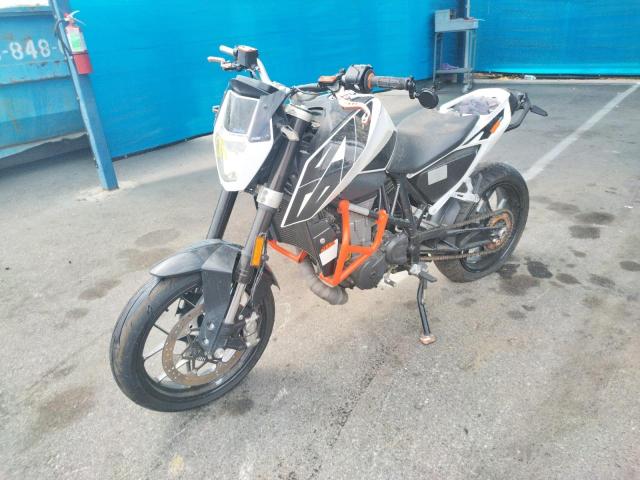 2018 KTM 690 DUKE VBKLDV405JM712957
