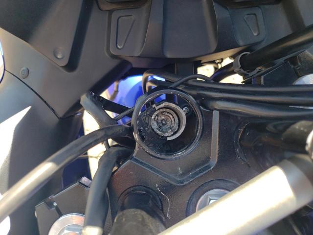 2009 YAMAHA FZ6R JYARJ18E69A000176