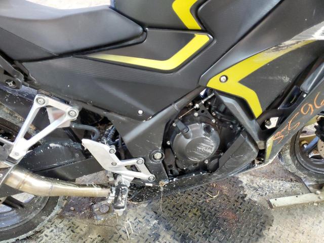 2015 HONDA CBR300 R MLHNC5109F5102270