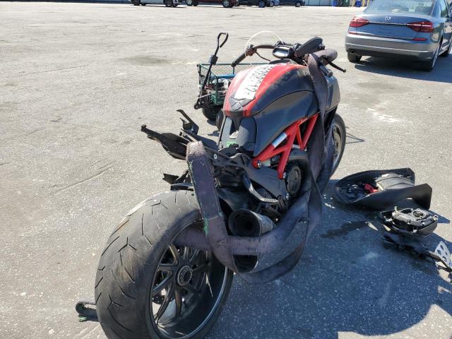 2015 DUCATI DIAVEL ZDM13BSW5FB020688
