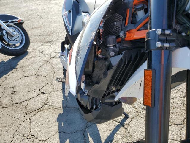 2015 KTM 690 ENDURO VBKLET403FM772728