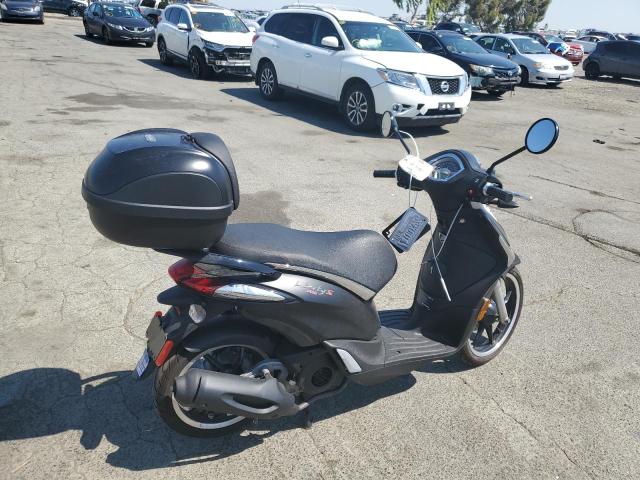 2020 PIAGGIO SCOOTER ZAPM898G9L7001786