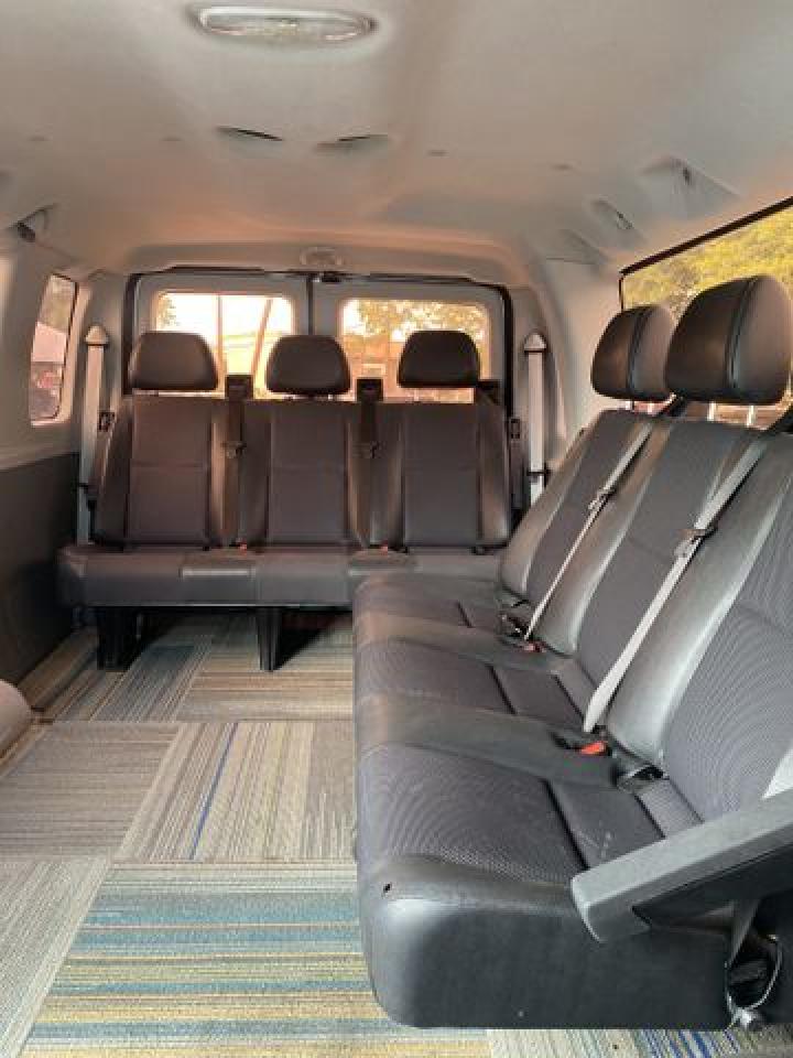 2009 Ford Econoline E350 Super Duty Wagon VIN: 1FBSS31L69DA71985 Lot: 56739612