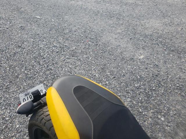 2017 DUCATI SCRAMBLER ML015ANM6HT011988